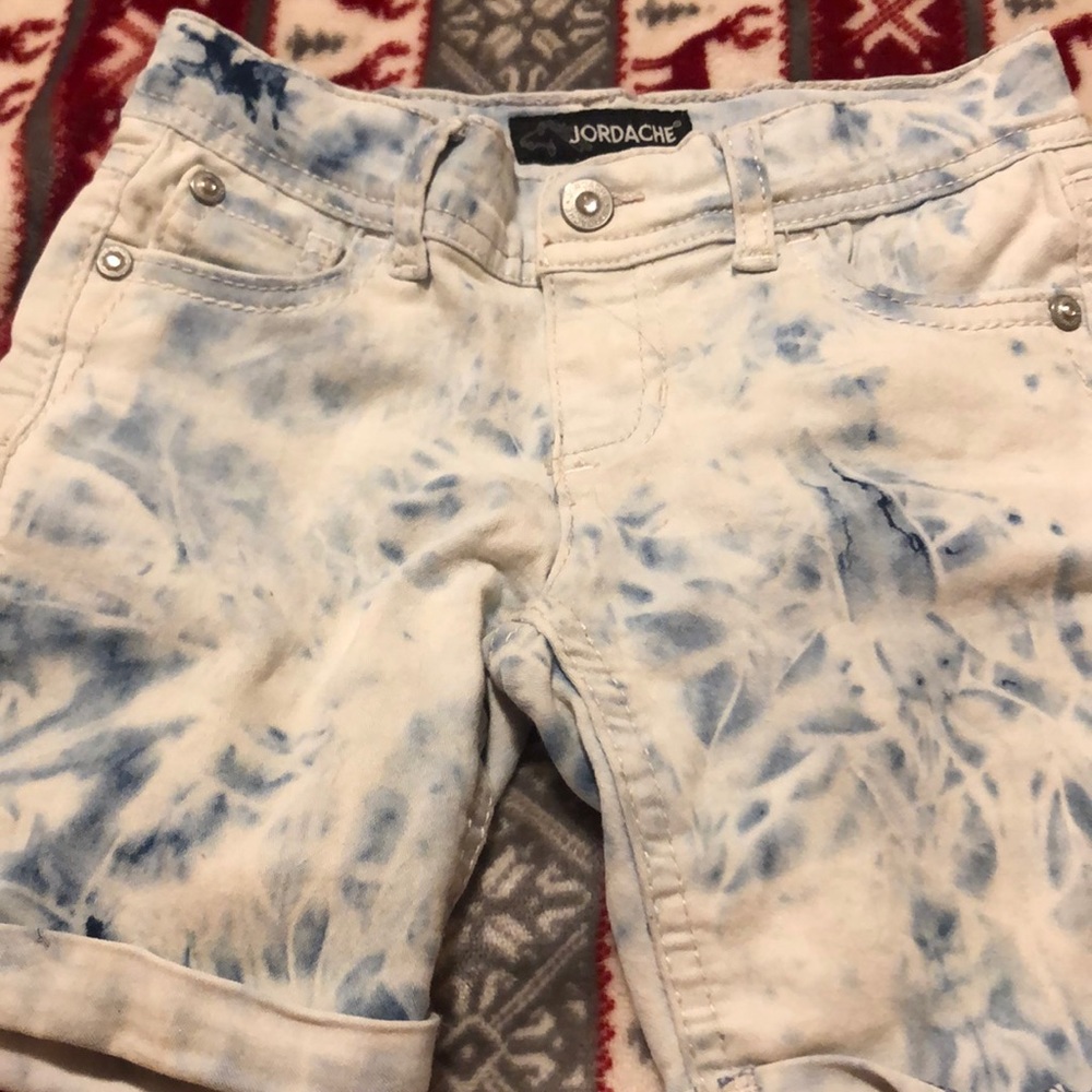 Size 6 acid wash shorts